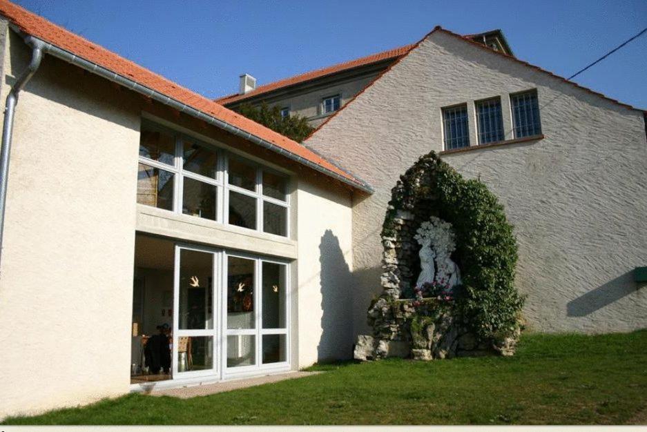 Hotel Couvent De Saint-Ulrich Sarrebourg Esterno foto
