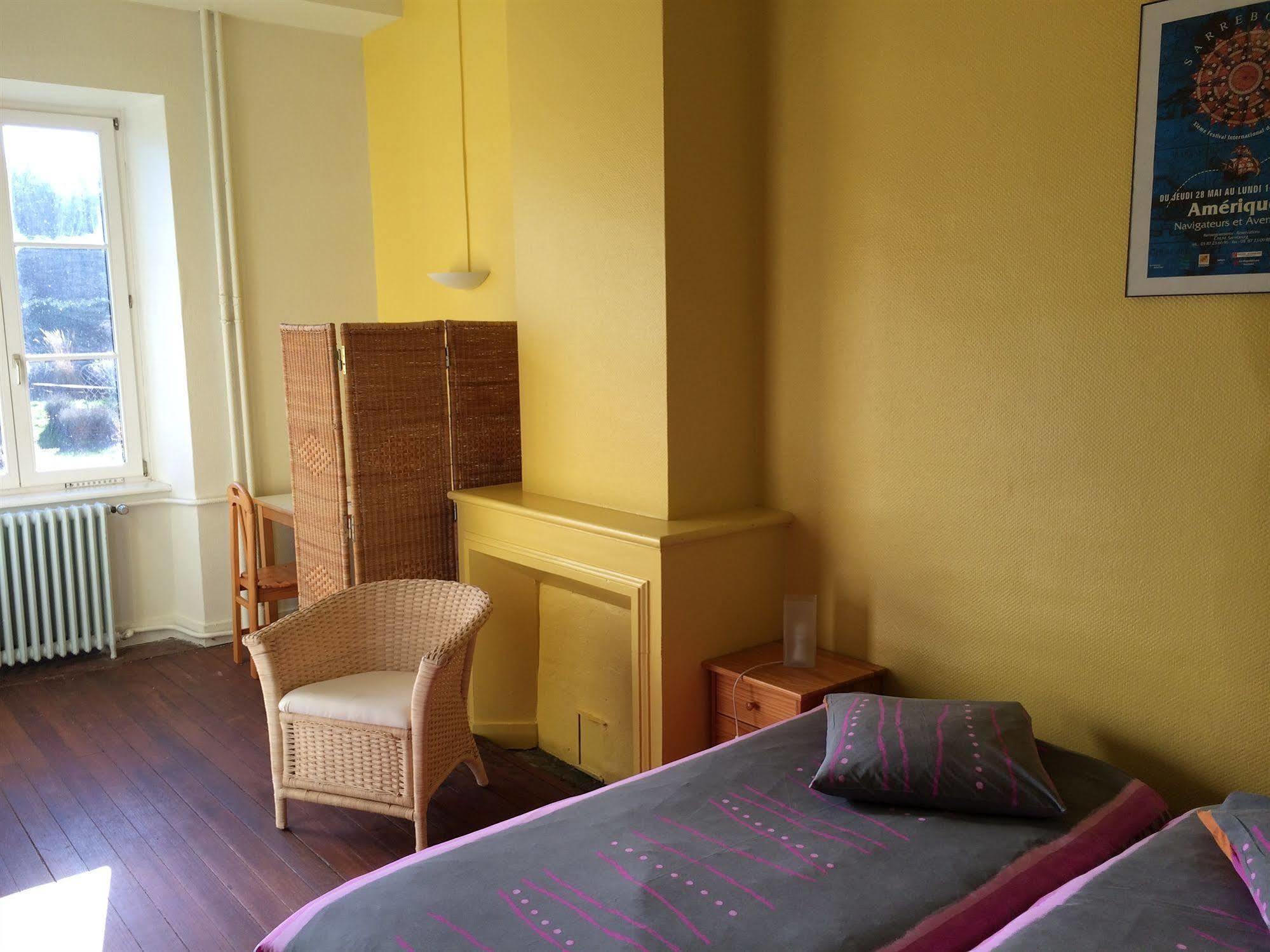 Hotel Couvent De Saint-Ulrich Sarrebourg Esterno foto